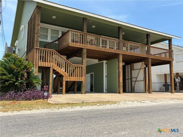 103 W Commerce Street, Port O'Connor, TX 77982
