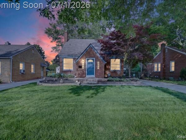 3555 Syracuse Street, Dearborn, MI 48124