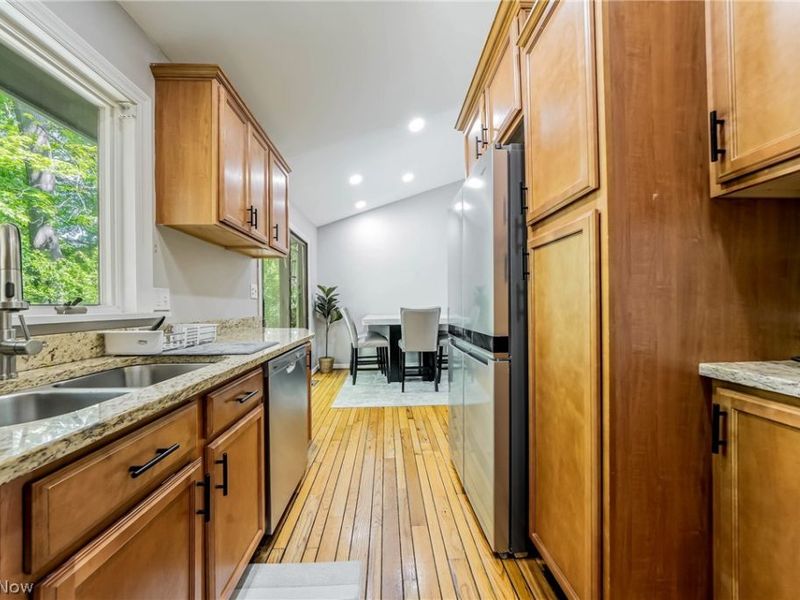 2314 Lyndway Road, Beachwood, OH 44122 Photo 18
