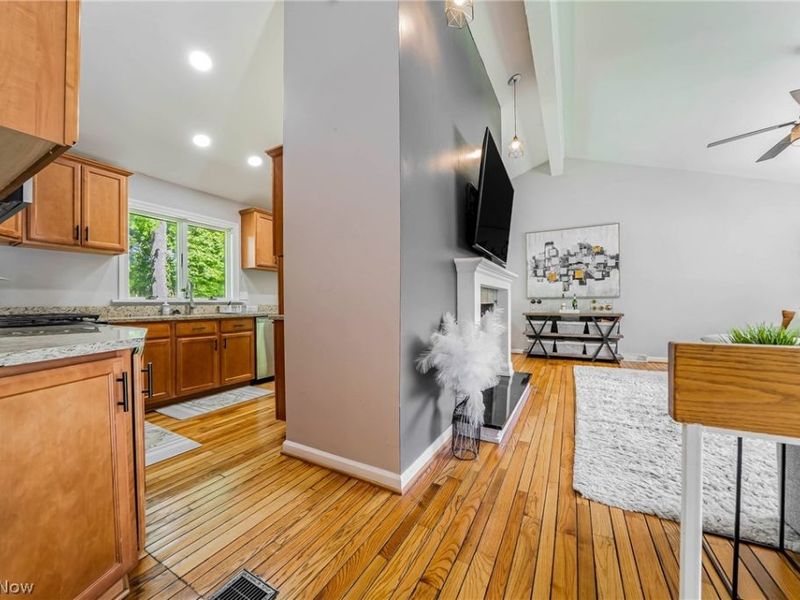 2314 Lyndway Road, Beachwood, OH 44122 Photo 19