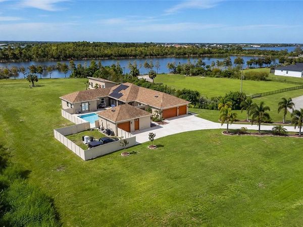 3016 SMILODON TRAIL, RUSKIN, FL 33570