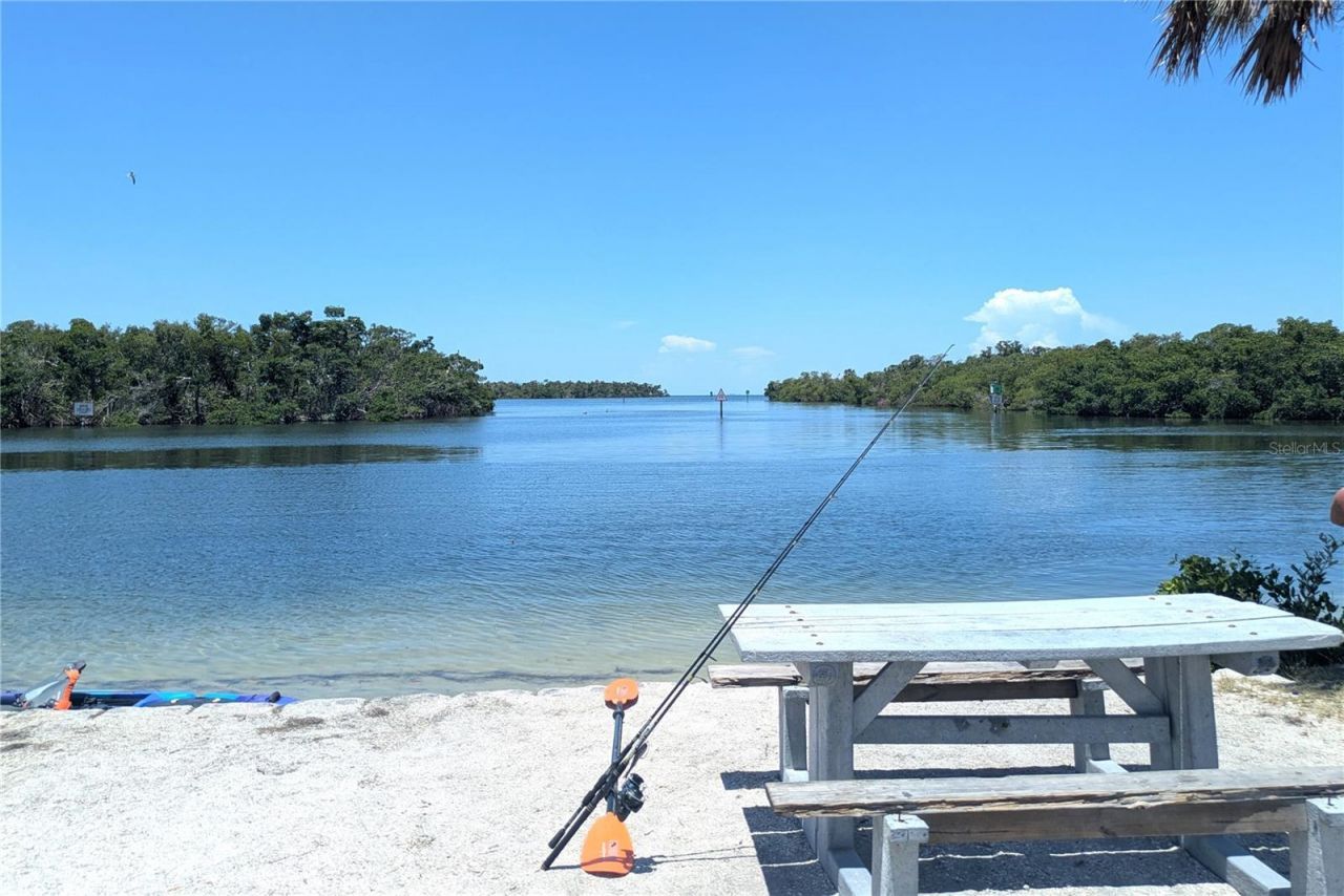 3016 Smilodon Trail, Ruskin, FL 33570 Photo