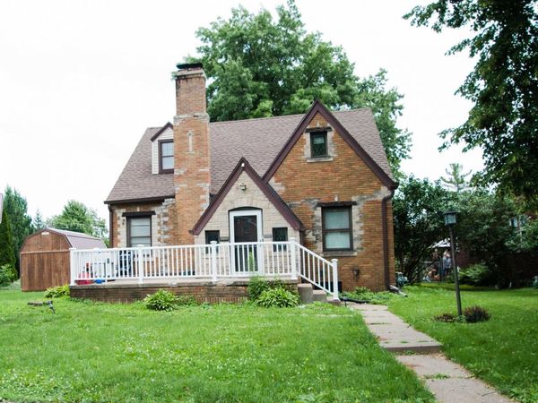 2007 37th Street , Rock Island, IL 61201