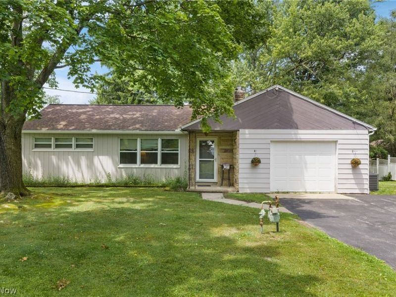 5768 Nolley Road, Akron, OH 44319 Photo 3