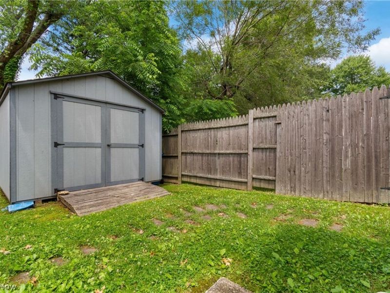 5768 Nolley Road, Akron, OH 44319 Photo 30