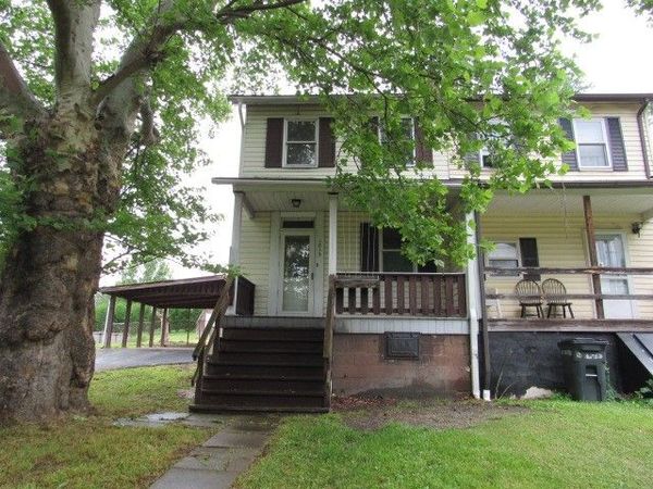 1013 W Front Street, Leisenring, PA 15455