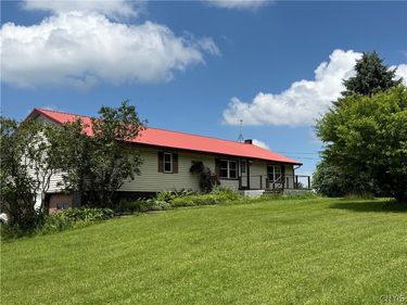 33 Nellis Drive, Lacona, NY 13083