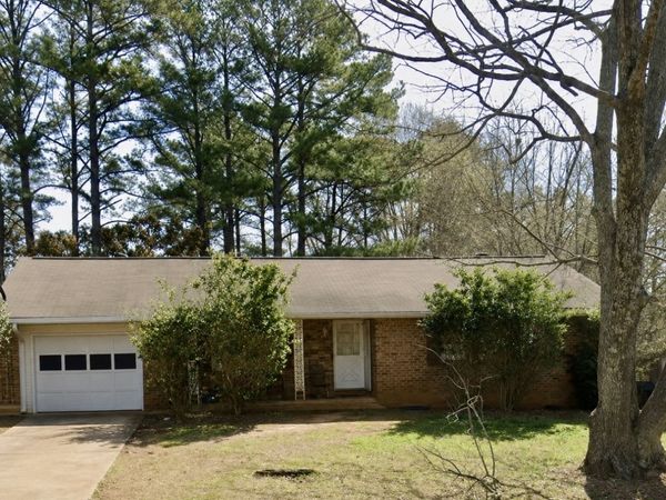 6378 Veracruse Drive, Morrow, GA 30260