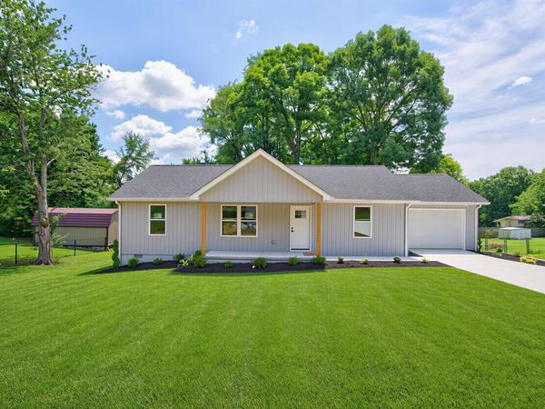 430 Rhododendron Circle, Crossville, TN 38555