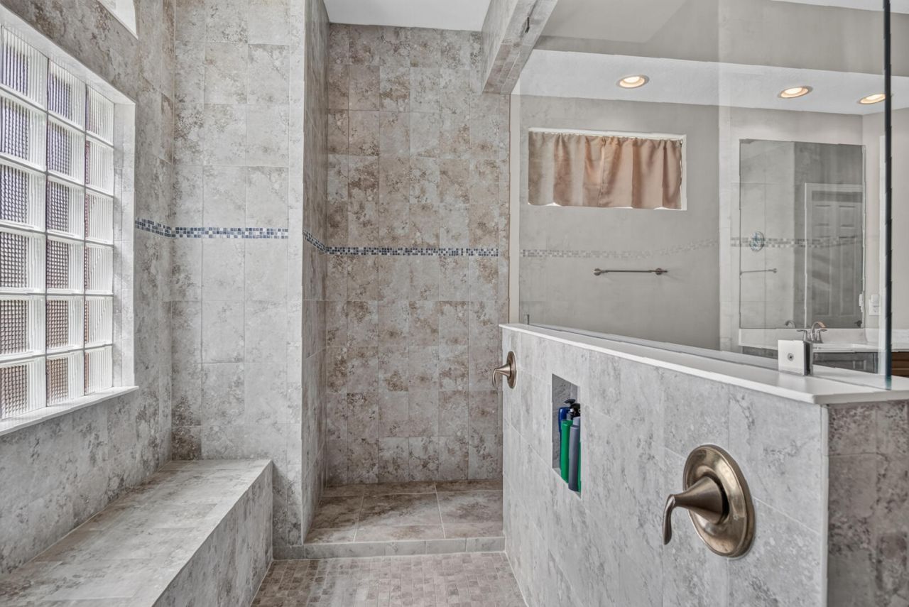 9431 Meadowood Drive, Fort Pierce, FL 34951 Photo