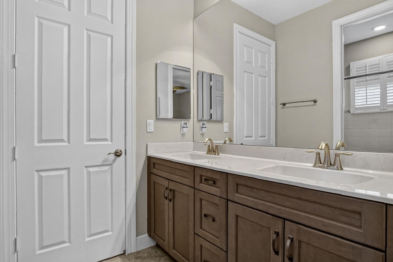 9431 Meadowood Drive, Fort Pierce, FL 34951 Photo