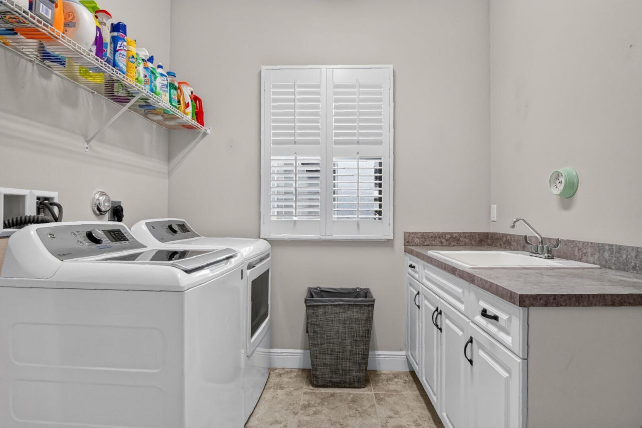 9431 Meadowood Drive, Fort Pierce, FL 34951 Photo