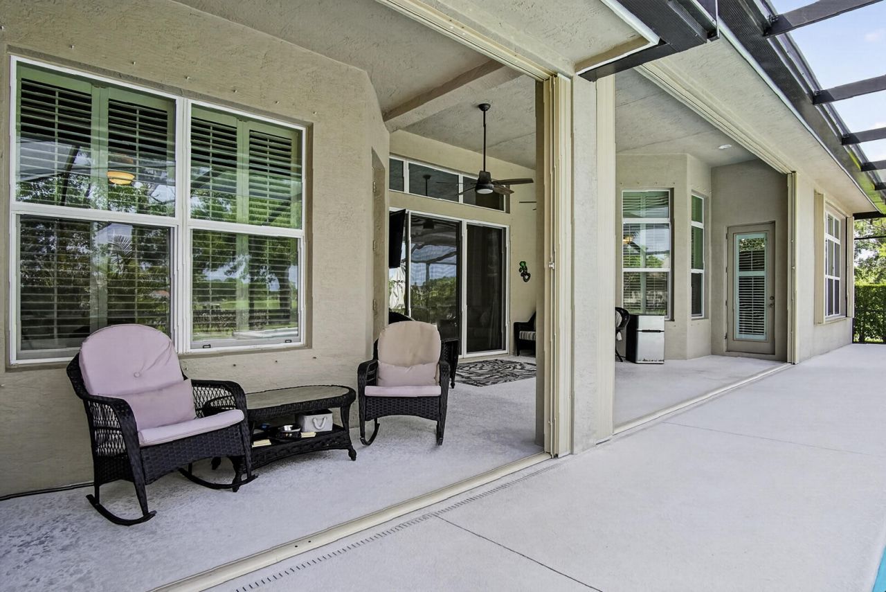 9431 Meadowood Drive, Fort Pierce, FL 34951 Photo