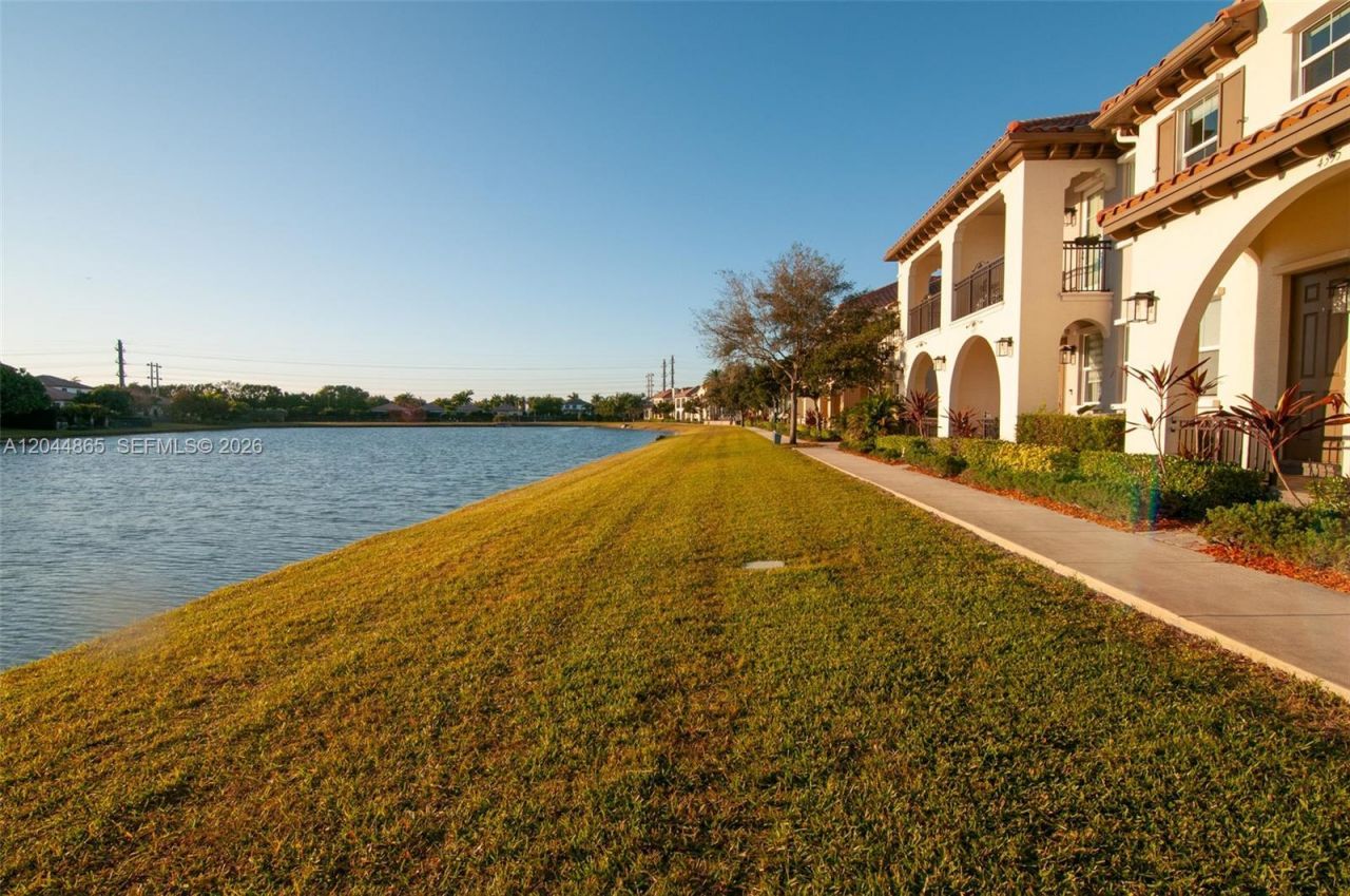 4357 Cascada Cir, Unit 4357, Cooper City, FL 33024 Photo