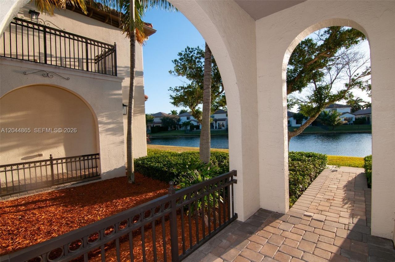 4357 Cascada Cir, Unit 4357, Cooper City, FL 33024 Photo