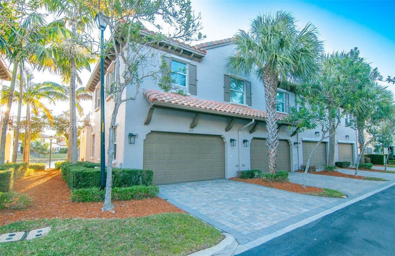 4357 Cascada Cir, Unit 4357, Cooper City, FL 33024 Photo