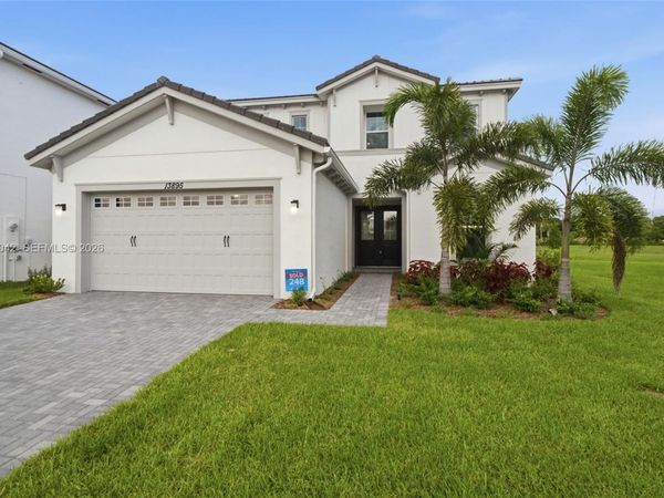 13895 Spruce Pine Dr , Westlake, FL 33470