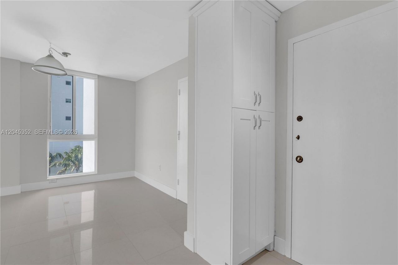 7928 West Dr , Unit 606, North Bay Village, FL 33141 Photo