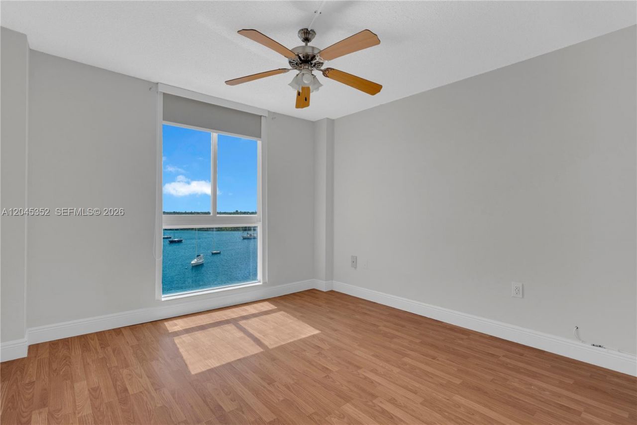 7928 West Dr , Unit 606, North Bay Village, FL 33141 Photo