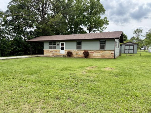 1937 Lynn Drive, West Plains, MO 65775