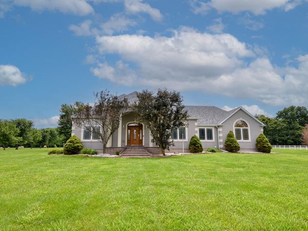 8626 W Farm Road 64 , Willard, MO 65781
