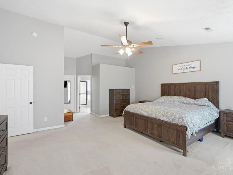 740 Oak Forest Drive, Hamilton Twp, OH 45152 Photo 20