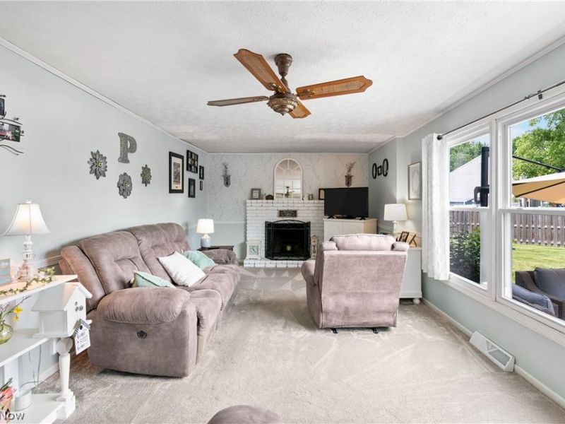 7919 Windbur Circle NW, North Canton, OH 44720 Photo 11