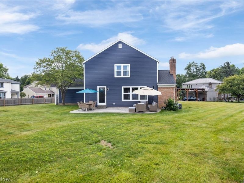 7919 Windbur Circle NW, North Canton, OH 44720 Photo 4