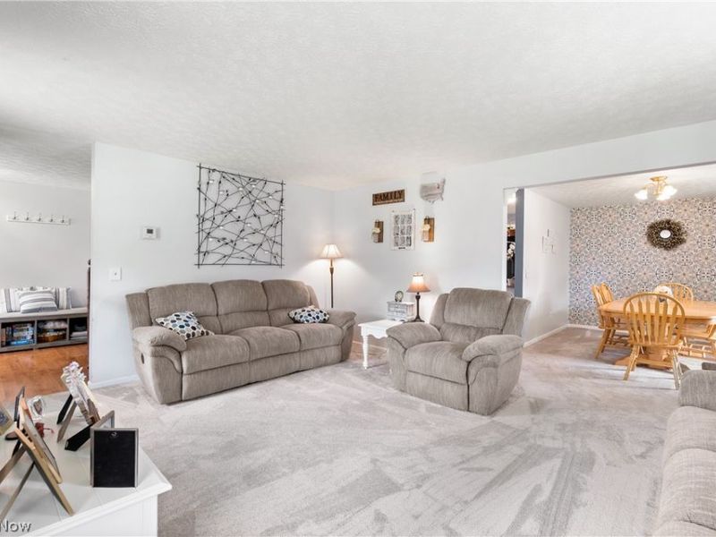7919 Windbur Circle NW, North Canton, OH 44720 Photo 7
