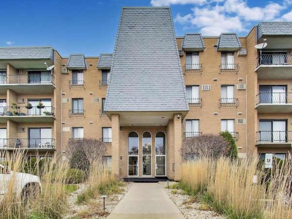 931 W Arquilla Drive , Unit 113, Glenwood, IL 60425