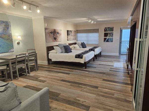 1024 Ocean Dr , Unit A305, Miami Beach, FL 33139