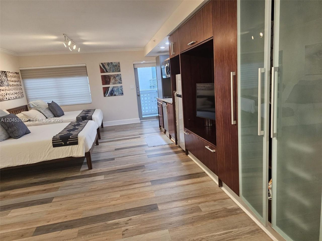 1024 Ocean Dr , Unit A305, Miami Beach, FL 33139 Photo