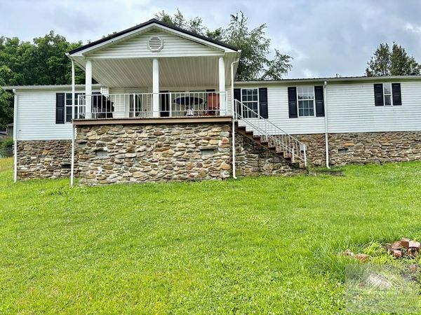 193 Prudich Street, Montcalm, WV 24737