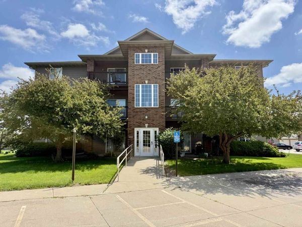 505 Penn Ct, Unit 3, North Liberty, IA 52317
