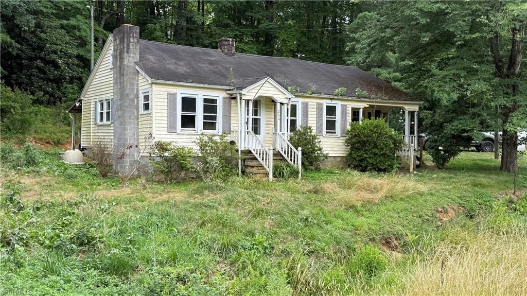 254 Toms Creek Church Road, Pilot Mountain, NC 27041 Main Photo