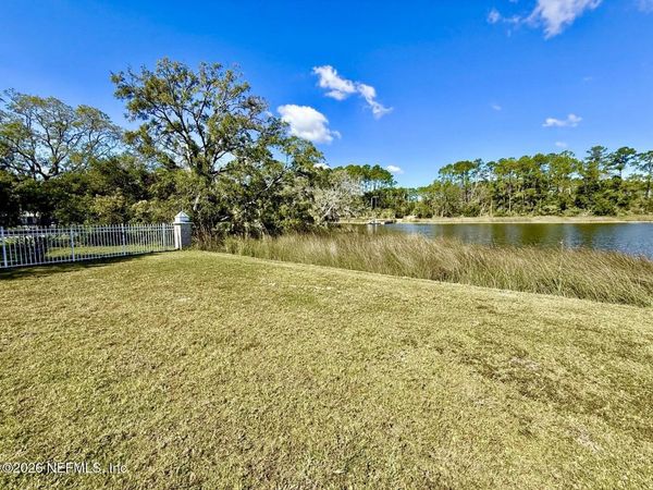 8270 RIVER EDGE Place, Jacksonville, FL 32218