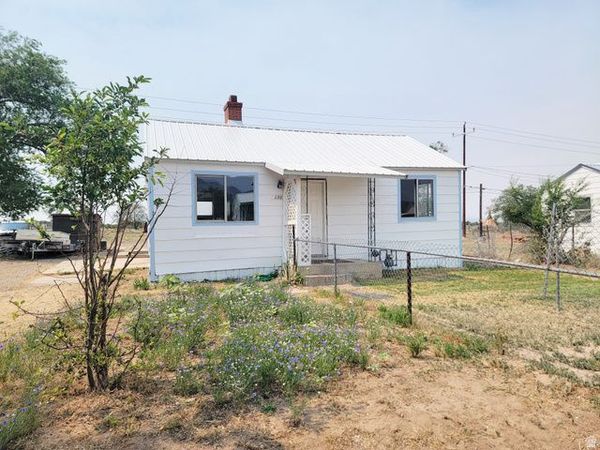 136 GENEVA DR , East Carbon, UT 84520