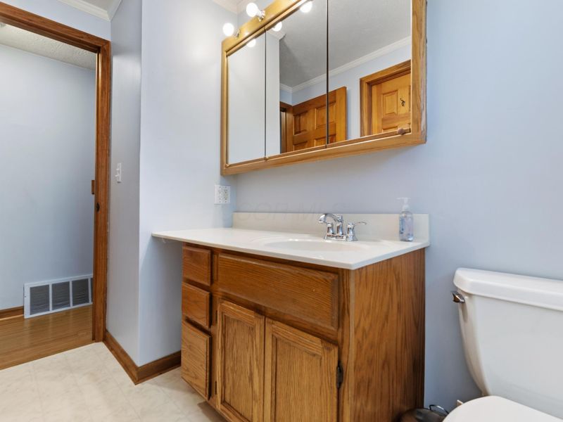 3153 Portman Road, Columbus, OH 43232 Photo 13