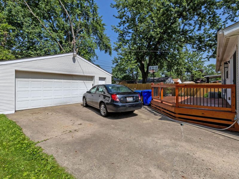 3153 Portman Road, Columbus, OH 43232 Photo 4