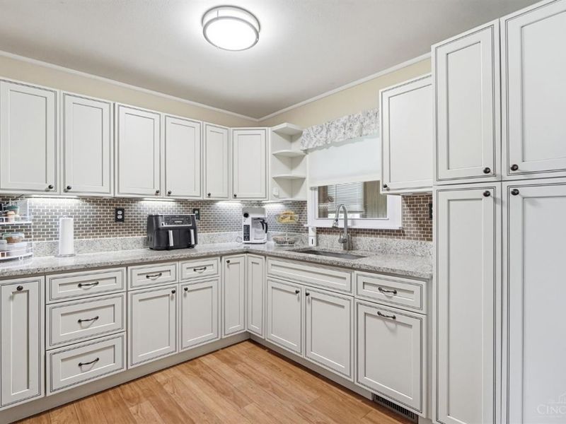 2510 Berthbrook Drive, Colerain Township, OH 45231 Photo 11