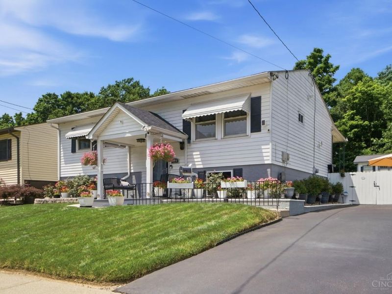2510 Berthbrook Drive, Colerain Township, OH 45231 Photo 3