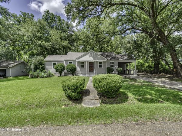 314 Hanging Moss Circle, Jackson, MS 39206