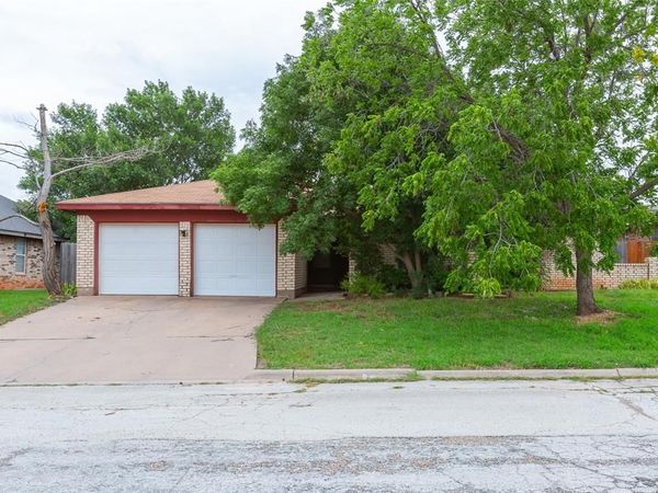 8001 Weehunt Court, Abilene, TX 79606