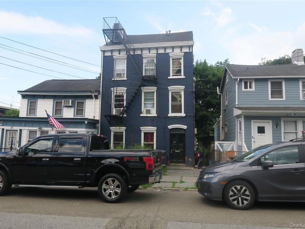 27 Carter Street , Newburgh, NY 12550