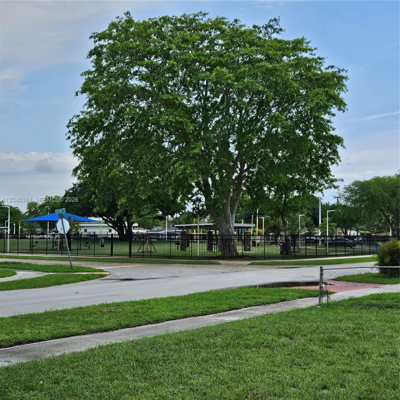 2900 NW 187th St , Miami Gardens, FL 33056 Photo