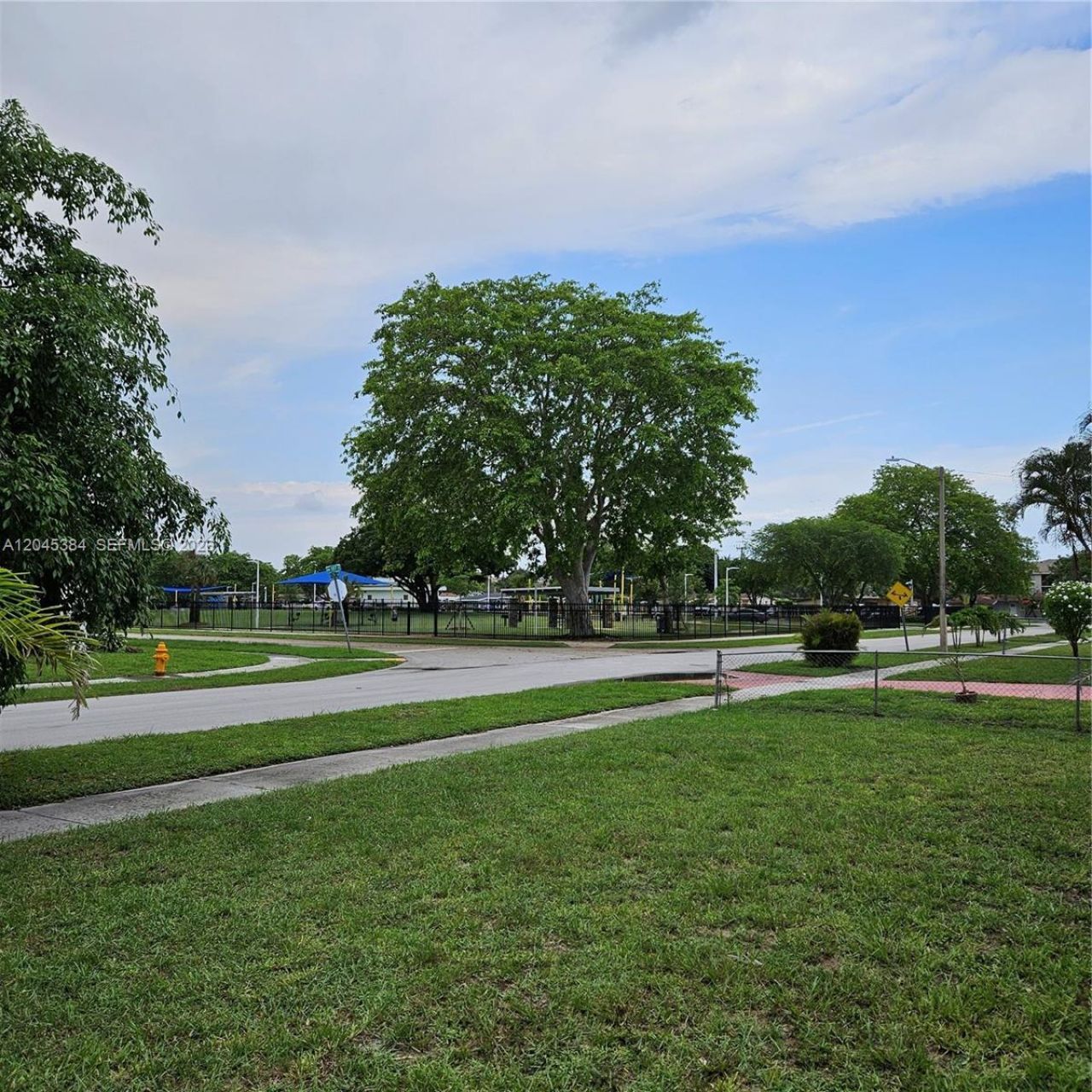 2900 NW 187th St , Miami Gardens, FL 33056 Photo