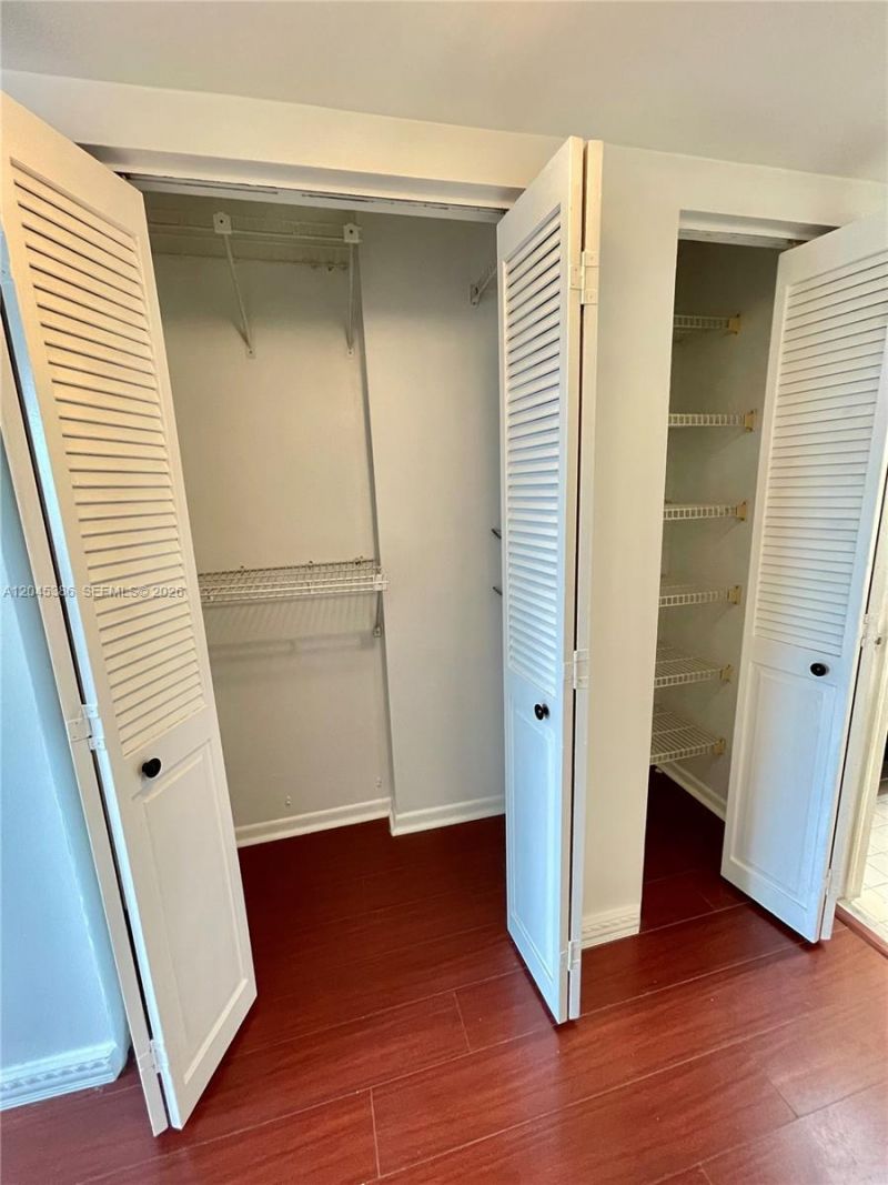 919 Hillcrest Dr , Unit 302, Hollywood, FL 33021 Photo