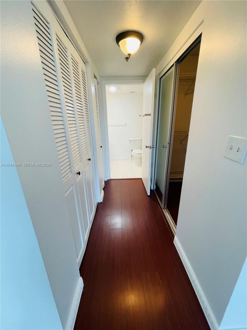 919 Hillcrest Dr , Unit 302, Hollywood, FL 33021 Photo
