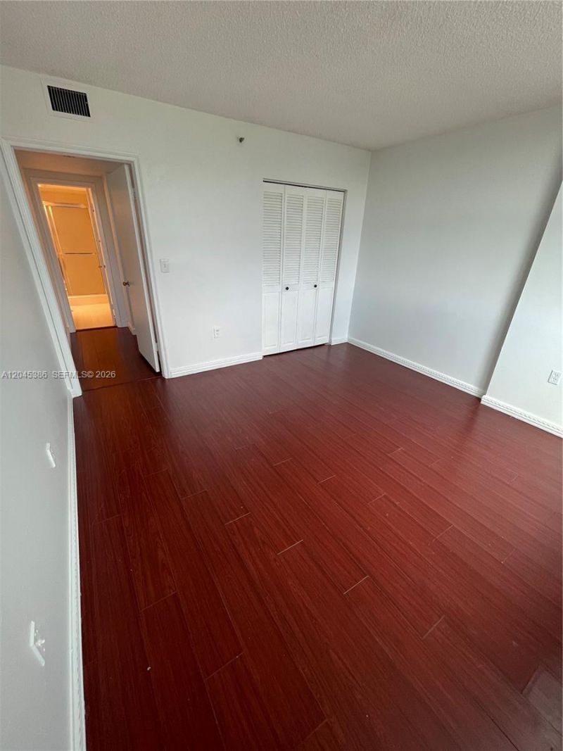 919 Hillcrest Dr , Unit 302, Hollywood, FL 33021 Photo