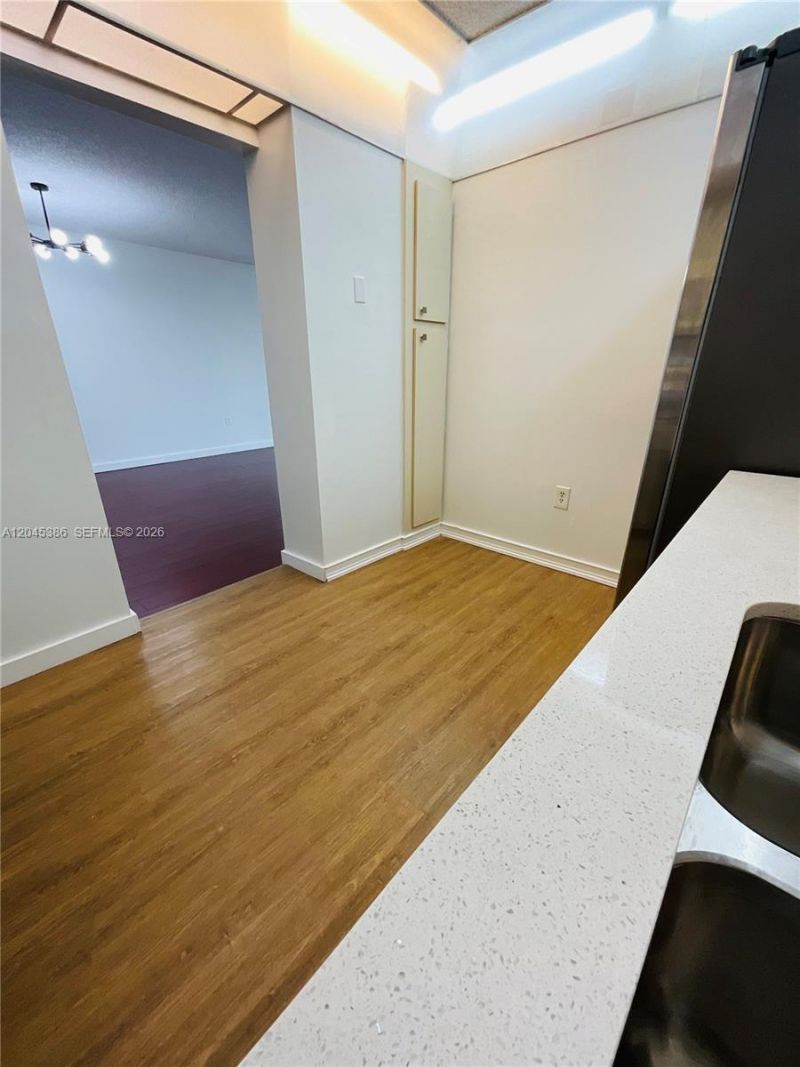 919 Hillcrest Dr , Unit 302, Hollywood, FL 33021 Photo